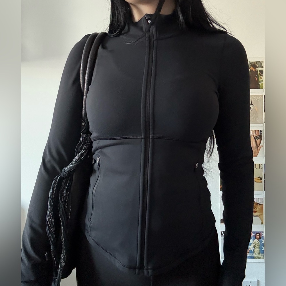 NWT Aritzia Women's Black relay Jacket